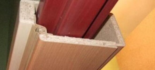 Применение в двери рамы для ремонта