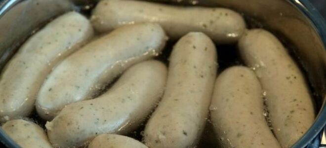 Почему белые колбасы белые?