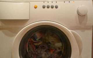 Что делать, когда вихревая стиральная машина выходит из ванной (VIDEO)