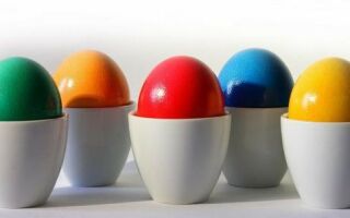 Крашение пасхальных яиц. Символизм цветов