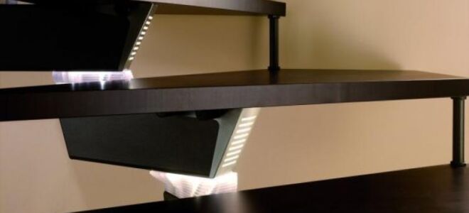 Освещение лестницы в отдельно стоящем доме