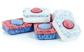 Необычное использование таблеток для посудомоечных машин. Они будут полезны не только на кухне