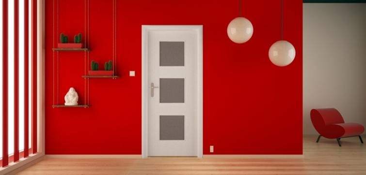 Белая дверь в дизайне интерьера