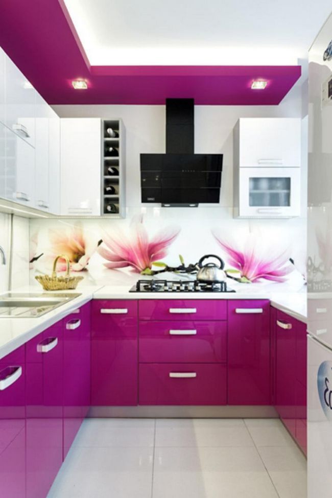 Кухня в фиолетовом