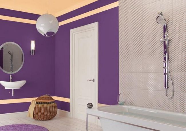 Фиолетовый в ванной