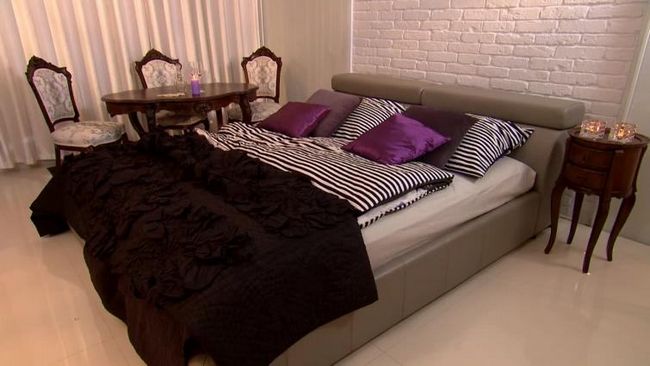 Элегантные спальни не могут пропустить сатиновые подушки