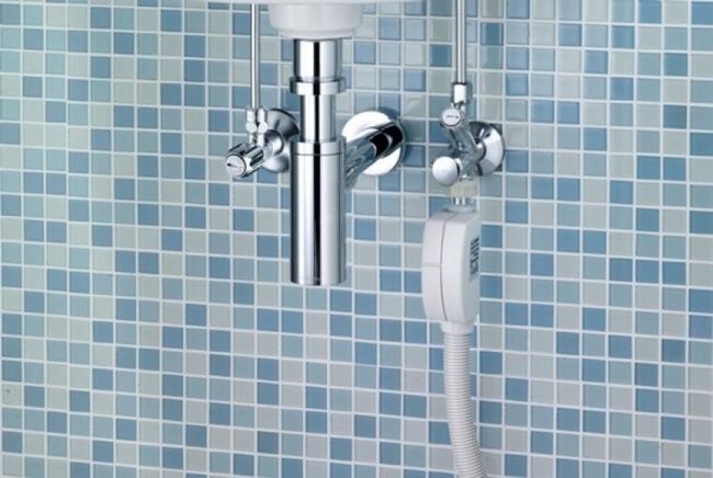 Комбинированный клапан и удобный ремонт ванной комнаты (ФОТО)