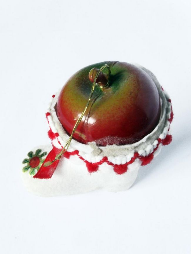 Яблоко идеально подходит для рождественских украшений