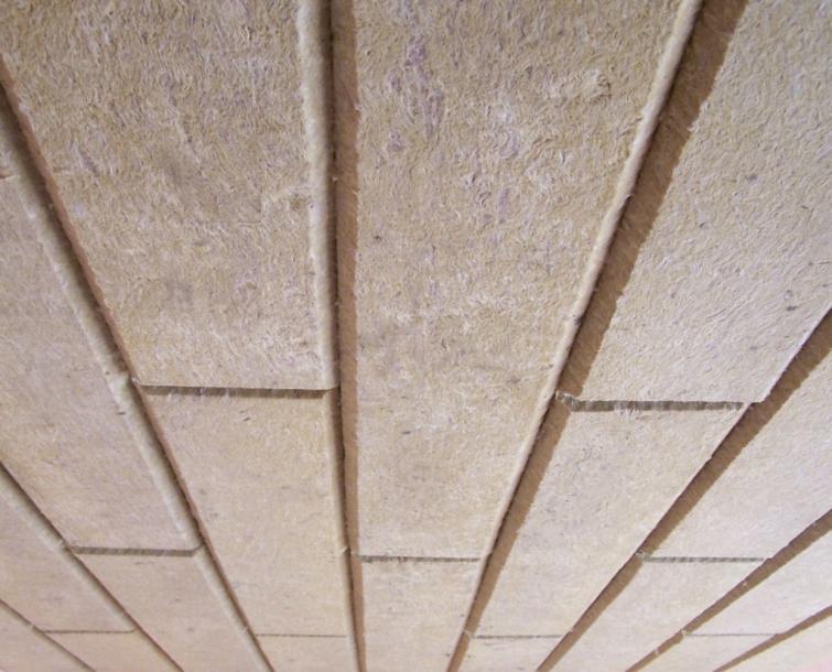 Потолок с минеральной ватой