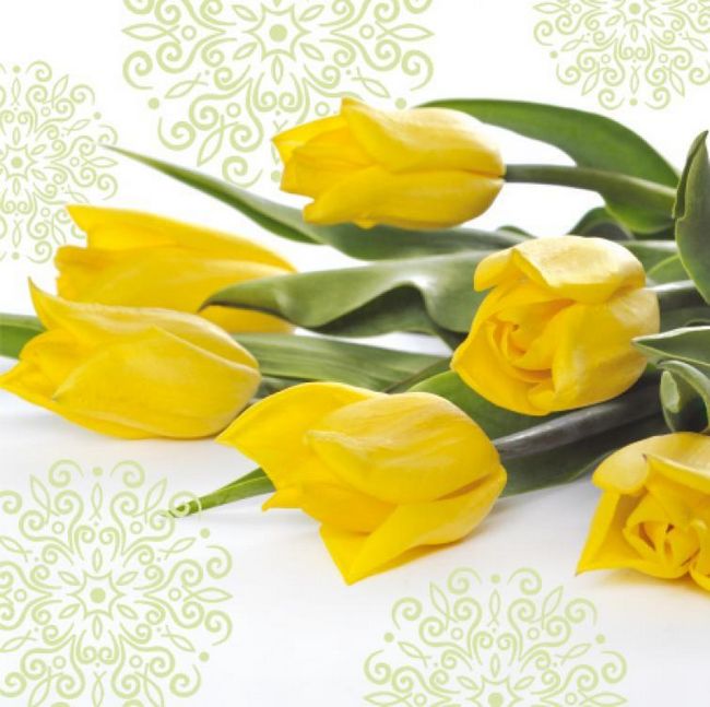 Желтые тюльпаны в качестве украшения для бумажных салфеток