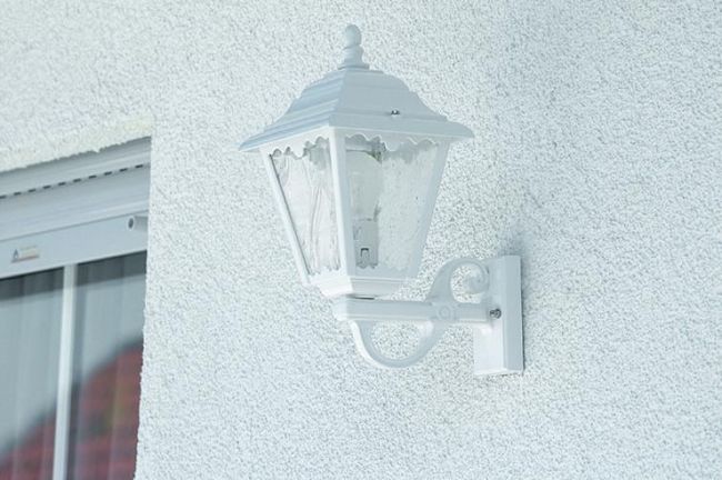 Светильник светильника для фасада дома
