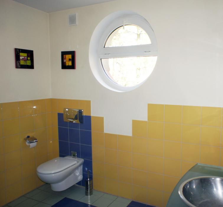 Выбор окон для кухни и ванной комнаты (ФОТО)