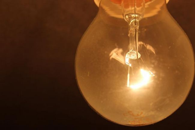 Зачем нам нужен свет? Какие лампы выбрать - лампа накаливания или энергосбережение?