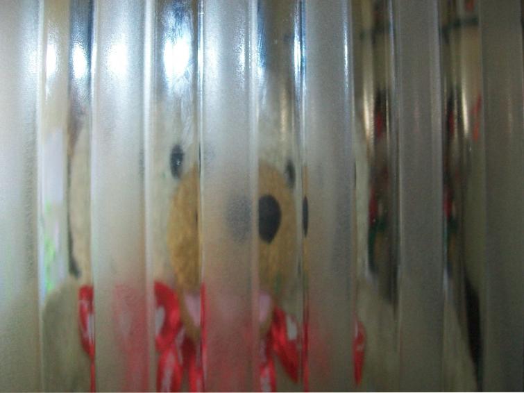 Остекление из полупрозрачного стекла в детскую комнату