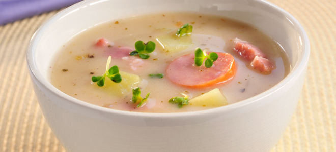 Кислый суп и белый борщ — каковы различия между этими супами