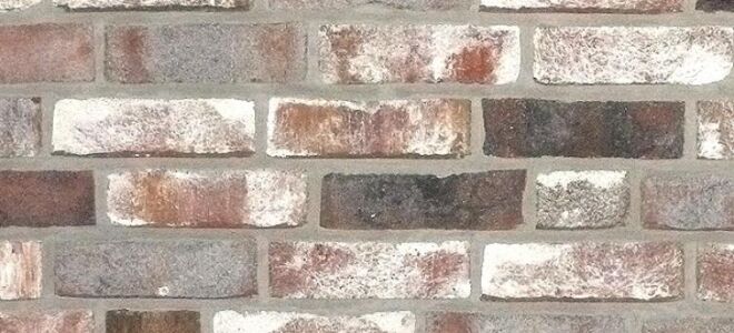 Кирпичи в оттенках серого и серебристого. Сочетание традиций и последних тенденций