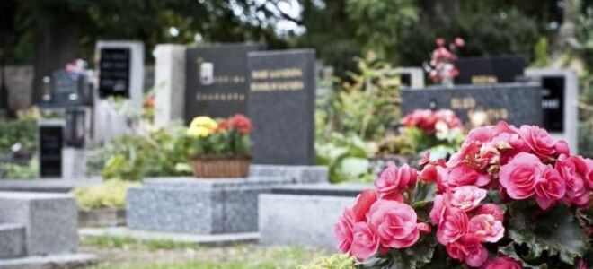 Как ухаживать за надгробными плитами в кладбищах Радома?