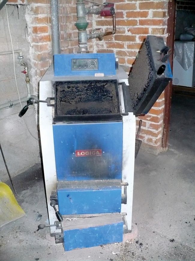 Твердая топливная плита